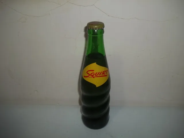 Vintage 1958 Full Squirt Green Swirl ACL Soda Pop Bottle  7 fl oz Nice L@@k