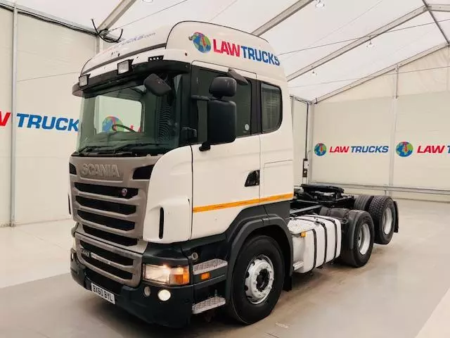 Scania R440 6x2 10 Tyre Rear Lift Tractor Unit