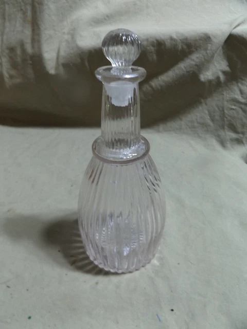 Antique 6.5" Ribbed Blown into a Mold Glass Fragrance Bottle Air Bubbles Stopper Antique 6.5" Ribbed Blown into a Mold Glass Fragrance Bottle Air Bubbles Stopper