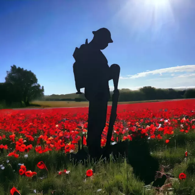 Lest We Forget Soldier , Unique Gift or Present , Large Rusty Metal Art - Black