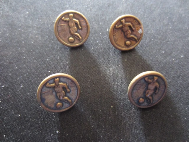 Bouton de collection, ancien, en métal doré, footballeur
