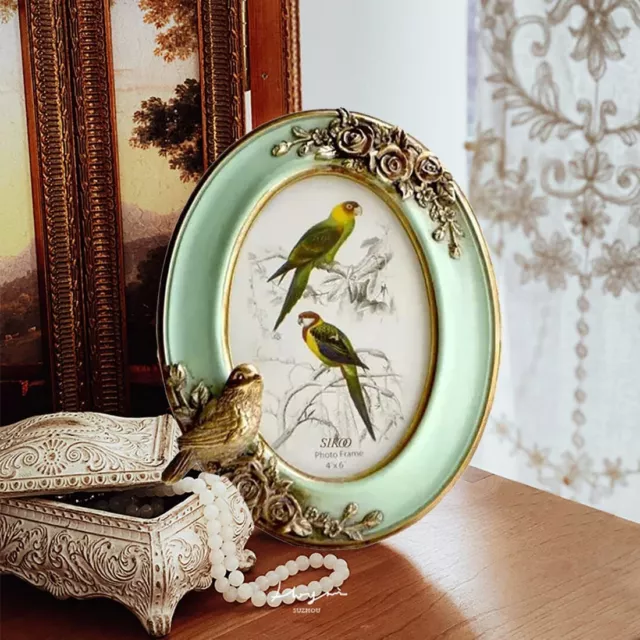 Vintage 4x6 Picture Frame Oval Antique Tabletop & Wall Hanging Photo Glass Art..