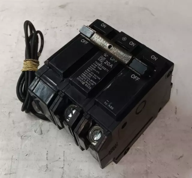 NEW GE THQB2120ST1 20 Amp BoltOn Circuit Breaker W/ Shunt Trip 2 Pole
