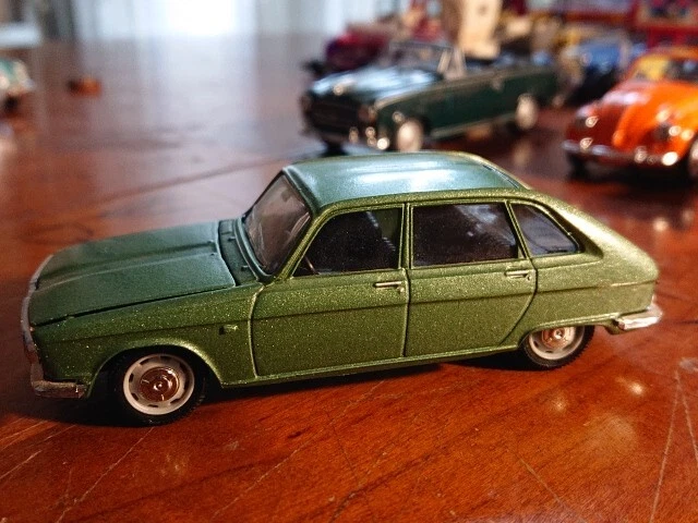 NOREV N°162 Renault R6 Bleue - Échelle 1:43 - Occasion