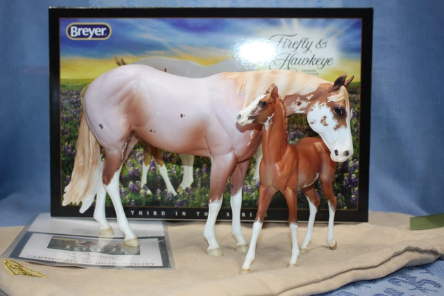 EUC Breyer 2021 FIREFLY & HAWKEYE Premier Club Sabino Mare & Foal Bag, Box & COA