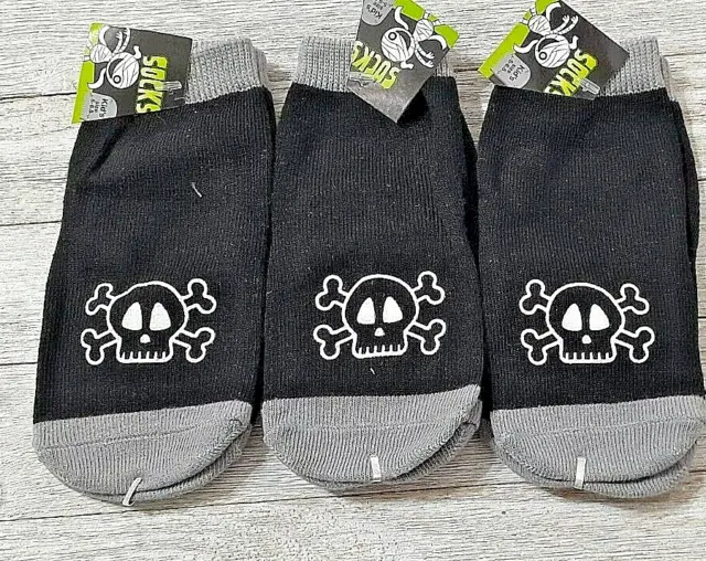 Glow Skull kid's socks 3 pair size 5-6.5