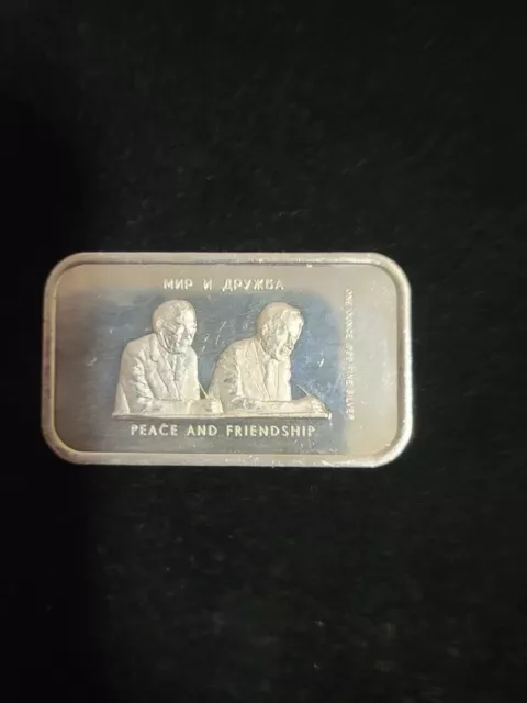 Vintage 1 Oz Silver Art Bar  Nixon/ Breshev Peace & Friendship Low Serial #
