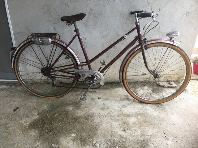 ANCIENS GARDE BOUE Porteur LE PARISIEN - roues 650 - vélo années 60 EUR 29,99 - FR ANCIENS GARDE BOUE Porteur LE PARISIEN - roues 650 - vélo années 60 EUR 29,99 - FR