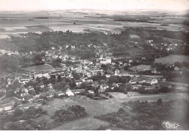 95.AM11100.Nesles-la-Vallée.Vue générale.Edit Combier.44-33 A.CPSM 15x10 cm