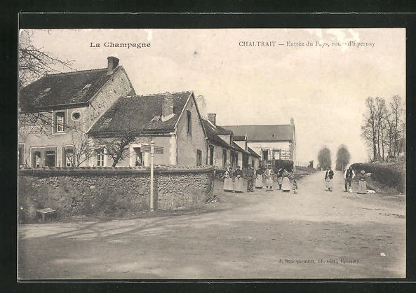 CPA Chaltrait, Entrée du Pays, Route d´Epernay
