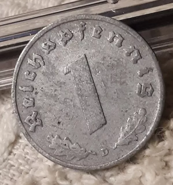1940 D, 1 Reichspfennig ~ Germany ~ Vintage WW2 Heavily Circulated With Flaws