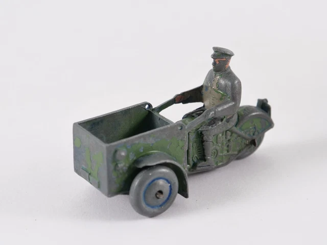 Dinky Toys F 14A Triporteur version avec roues Zamac