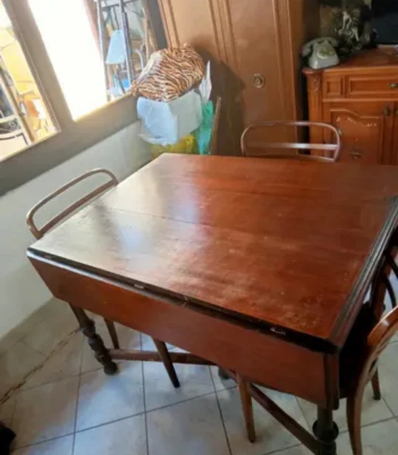 Tavolo di antiquariato dell' 800 Più Sedie E Poltroncine