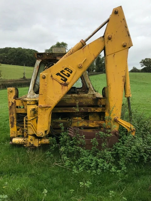 JCB 3C2 digger 3