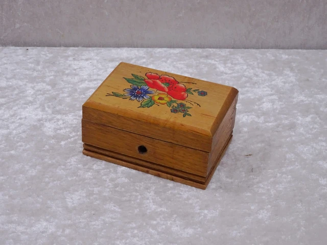 Grande Boîte En Bois Peinte à La Main - Motifs Fleurs - 50 Cm - Décorative