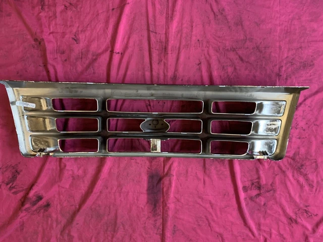 Raw Black Replacement Grille For 1992-1997 Ford F150 F250 F350 & 92-96 Bronco - Left Hand Side, Ready To Paint