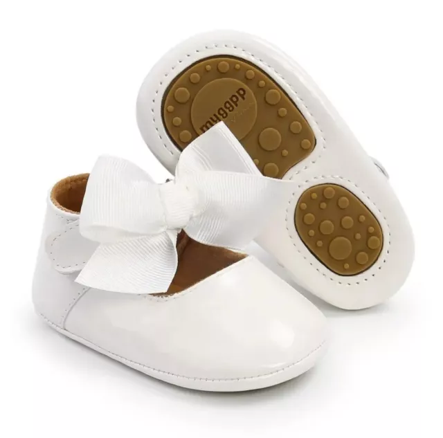 Bellissime scarpe bianche per bambine carrozzina con fiocchi taglia 0-6 mesi #pramshoes 2