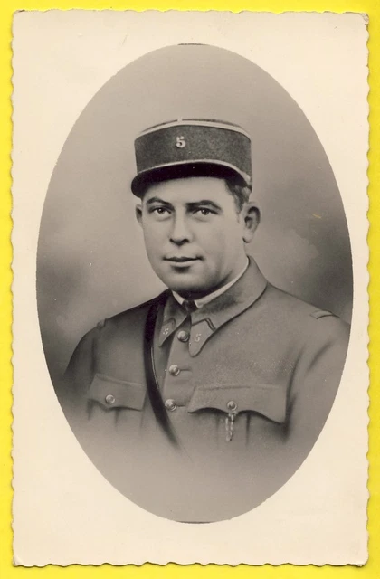 cpa Carte Photo Portrait SOLDAT en UNIFORME MILITAIRE du 5ème Régiment