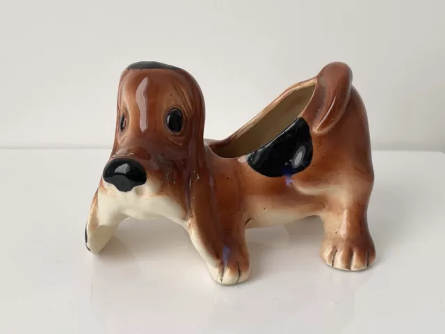 Vintage Ceramic Basset Hound Dog Planter kitsch 14cm