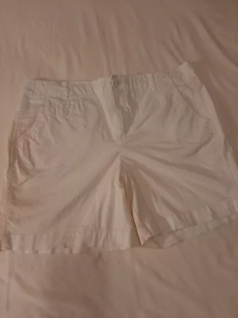 Faded Glory White Jean Shorts Ladies Sz 12 5 Pockets Belt Loops Zip Front