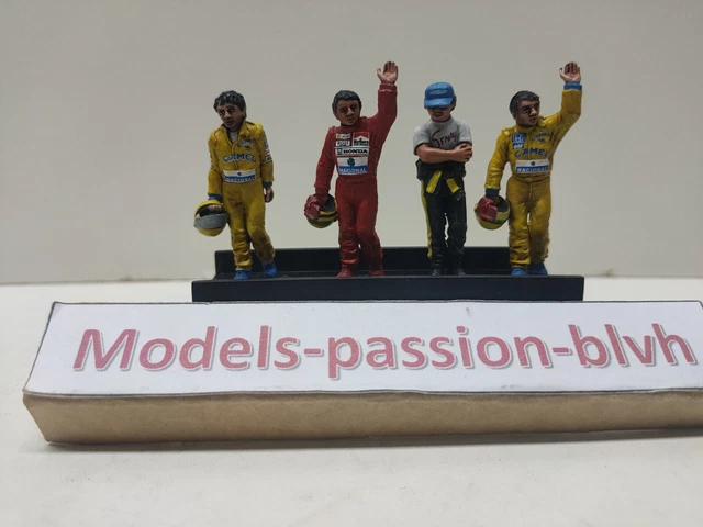 F1. GP Brasile, Hamilton a bordo della McLaren MP4/5B di Ayrton Senna