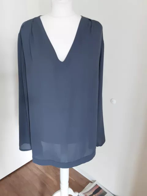 Triangel  elegante Bluse Gr. 46  neuwertig