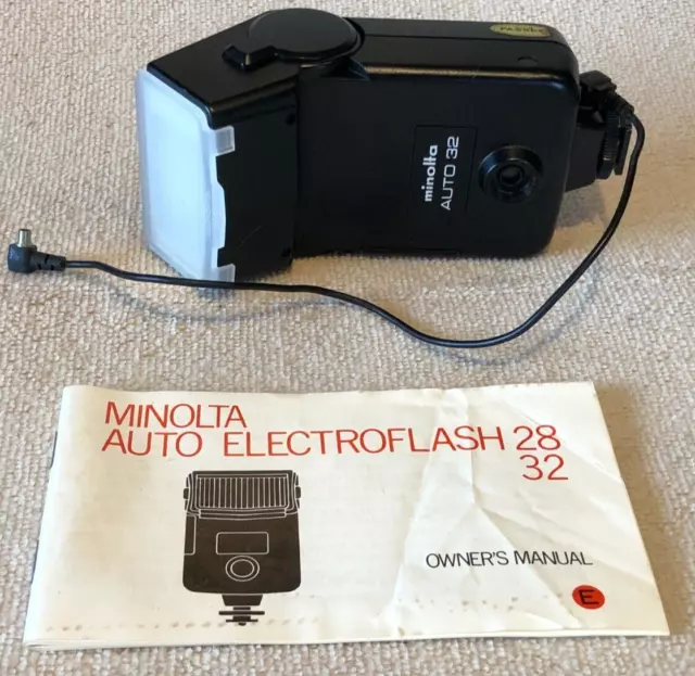 Minolta Auto 32 Electroflash w/ case & Instruction Book