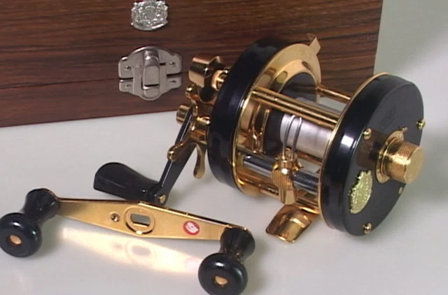 ABU AMBASSADOR 5000 C Deluxe Fishing Reel Excellent Lure