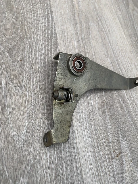 Honda HRB 425C Gearbox Bracket With Bearing.