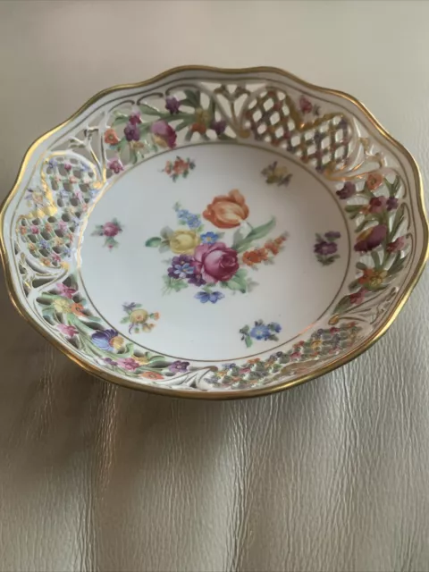 c.1945 Schumann Dresden Line Bouquet Pierced 7 1/2" Bowl Arzberg Germany