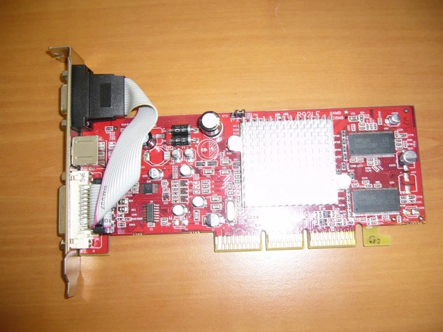 Carte Graphique Gigabyte Radeon 9200 SE – Low Profil AGP – Occasion
