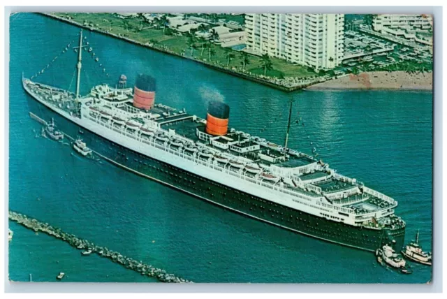 1970 RMS Queen Elizabeth Enter Port Everglades Fort Lauderdale Florida Postcard