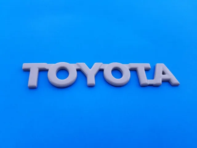 98 99 00 01 02 03 04 05 Toyota Sienna Rear Gate Lid Emblem Logo Badge Oem (2001)