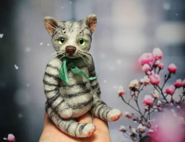 Needle Felted cat, art toy, ooak toy, collectible handmade toy