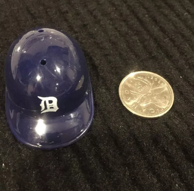 Vintage Laich Gum-Ball Machine Baseball Helmet!(Detroit Tigers) 3
