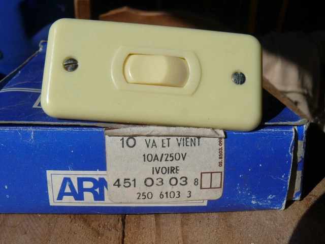 Lot De 2 Interrupteurs Va-et-vient Arnould 10A Blanc - Modèle 60101 | Électricité