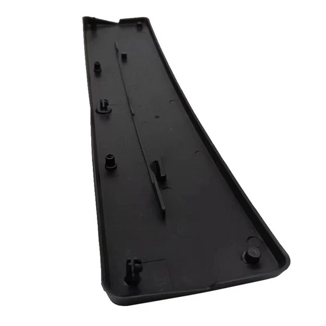 Support Plaque Immatriculation Avant Pour Mercedes Classe A W176 - Noir ABS - Référence A1768850181 - Installation Clipser Sans Outil