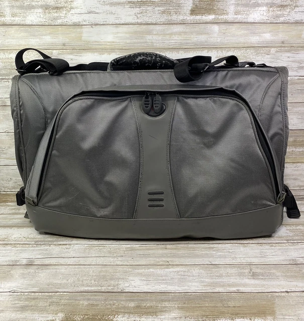 TUMI Alpha Classic Hanging Garment Bag Black Ballistic Nylon Tri-Fold Gray