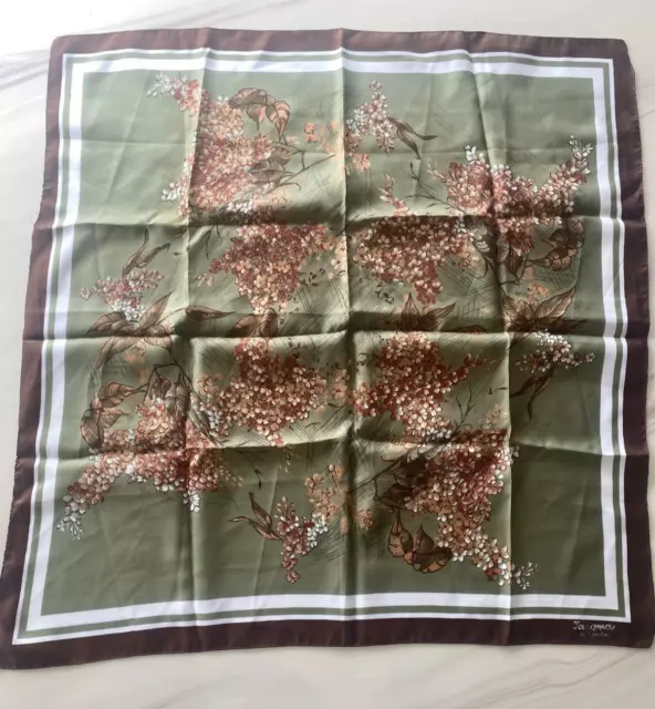 Jolie foulard  ancien Jacqmar of London