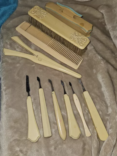Vintage Ivory Pyralin Du Barry 10 Pc Set*Brush*Comb*Clip*Lint Brush 6 Nail Asses