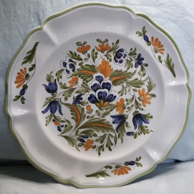 Good Vintage Italian Pottery Faience Plate Hand Painted Floral Pattern 10" dia.,