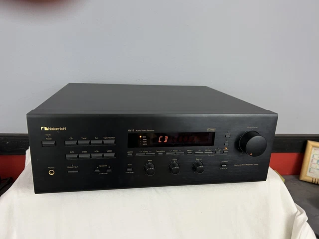 Nakamichi AV8 Receiver Nakamichi AV8 Receiver