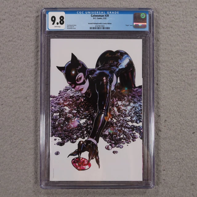 Catwoman #39 2022 Sozomaika Exclusive Virgin Variant White 2nd Printing CGC 9.8