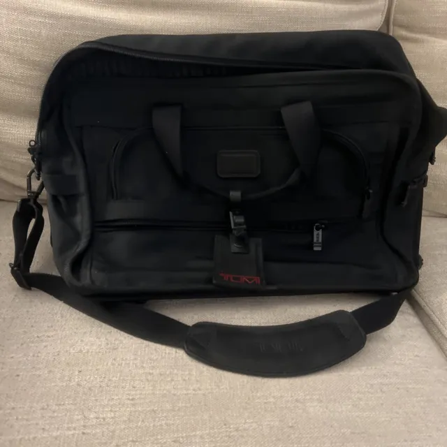 Tumi Alpha Black Ballistic Nylon 17” Briefcase #225D3 Messenger Briefcase Bag