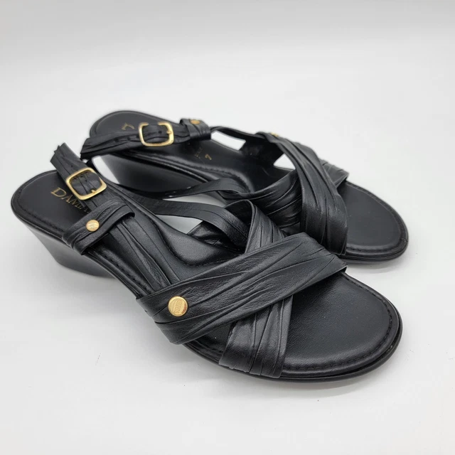 Damiani's Low Wedge Sandals Womens Black Thong Italian Flip Flops Sz 7 Classic