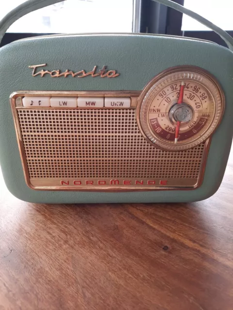 vintage transistor radio