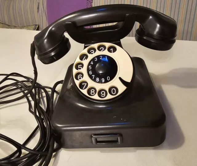 Altes Telefon von 1953, guter Zustand