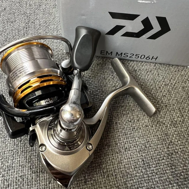 DAIWA 16 EM MS2506H Spinning Reel Right Hand Light Handle