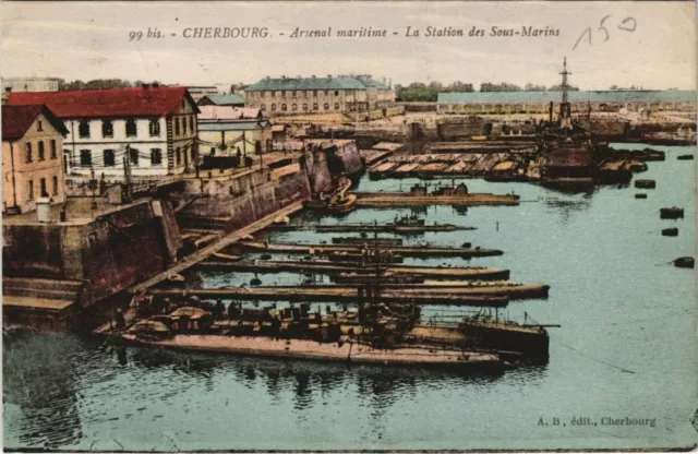 CPA CHERBOURG - Arsenal MARTINie - La Station des Sous-Marins (128143)