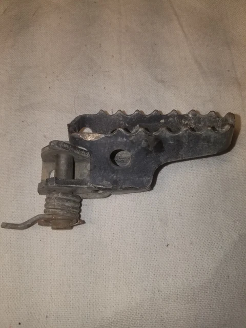 Honda 1985 Cr250 Cr500 Right Foot Peg